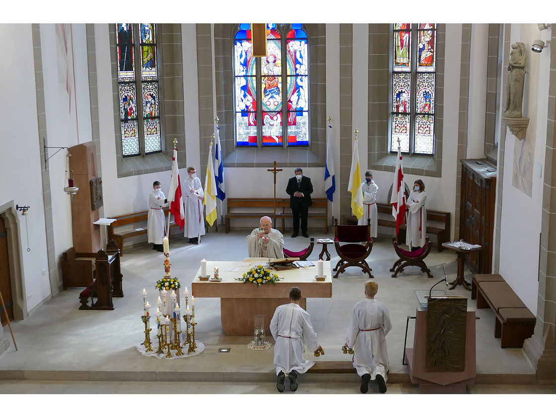 Feier der 1. Heiligen Kommunion in Sankt Crescentius (Foto: Karl-Franz Thiede)